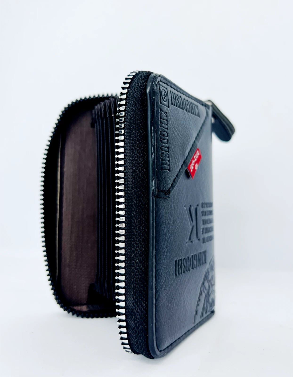 Picsart_25-08-05_23-21-48-467