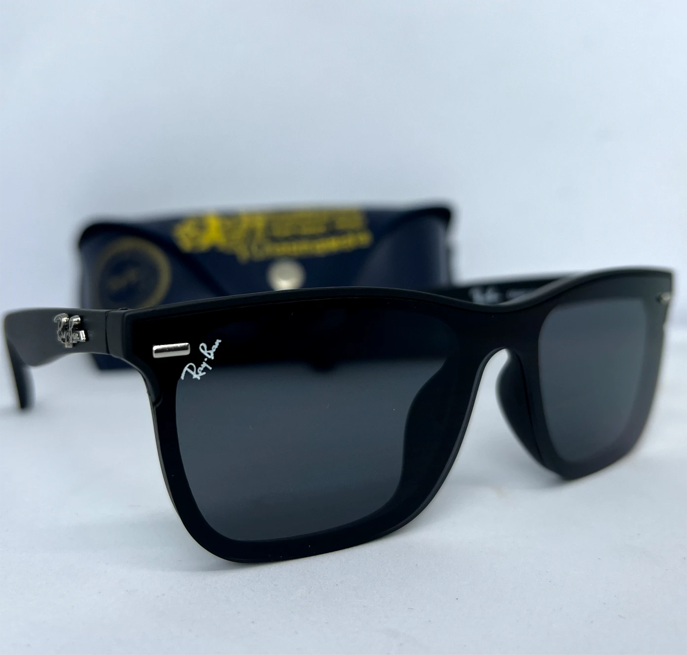 Picsart_25-08-06_05-37-16-369