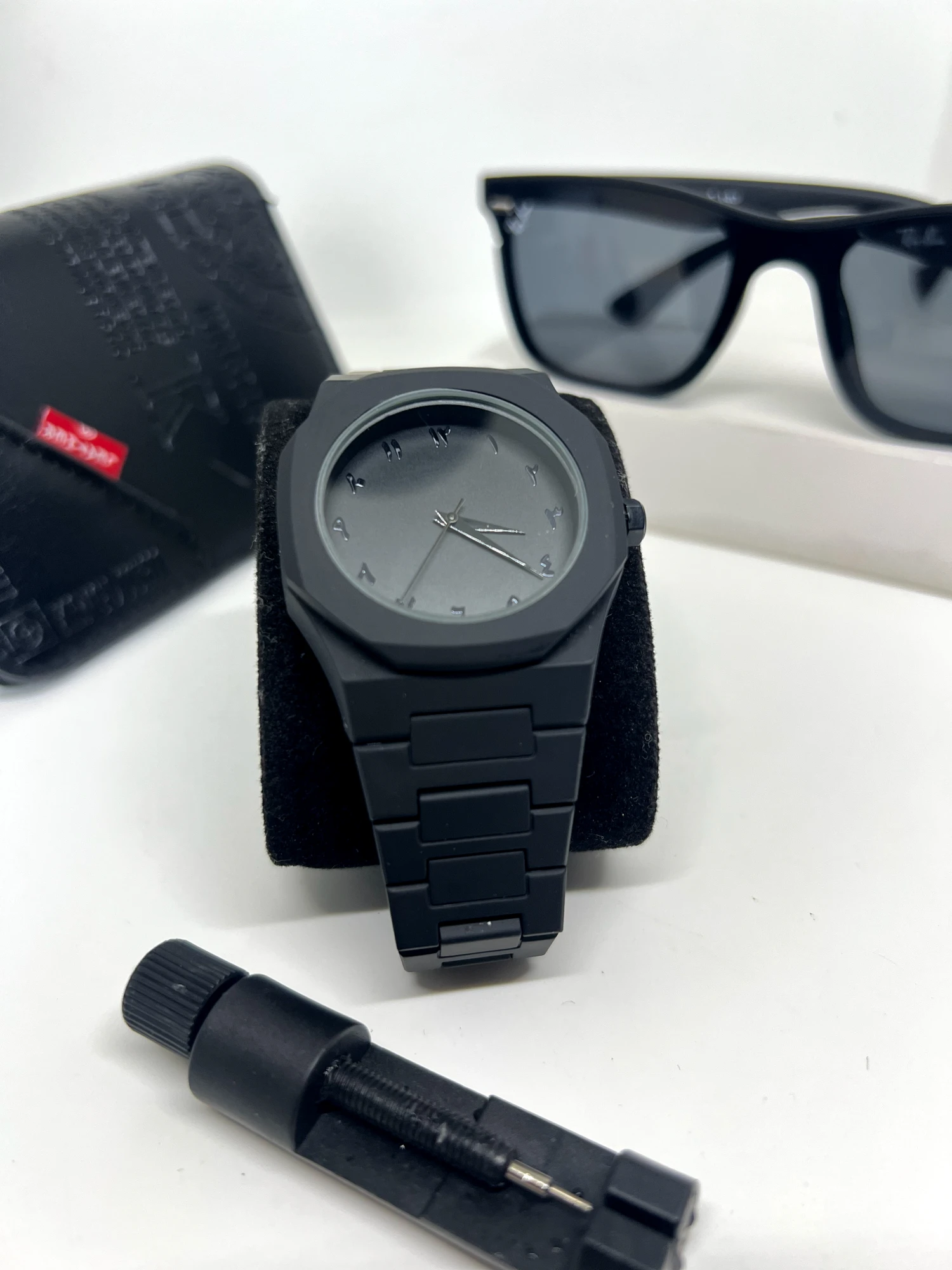 Picsart_25-08-06_05-52-26-672